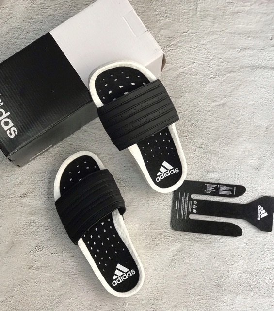Dép Nam Quai Ngang Thể Thao Adilette Boost Đen-Trắng
