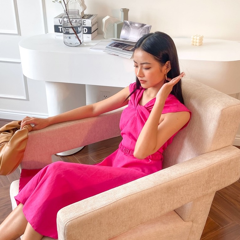 Đầm Cổ Chéo Kèm Đai Lưng EDINI - D1428