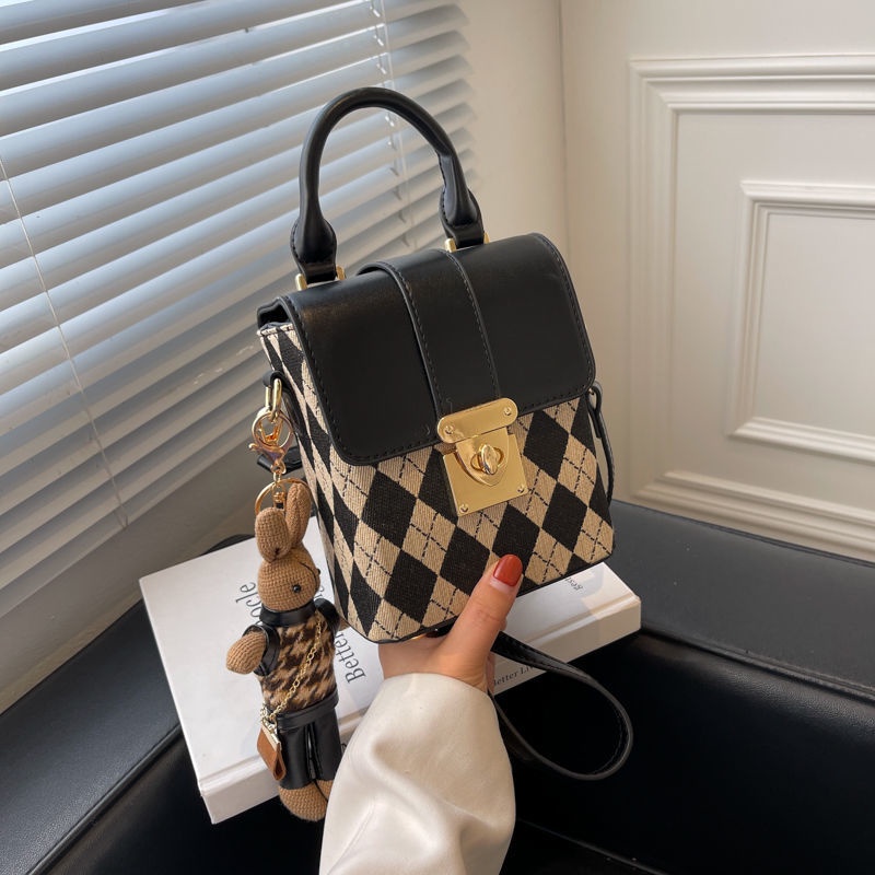 Túi Đeo Chéo Đựng Điện Thoại Phong Cách Phương Tây Thời Trang Cao Cấp 2022