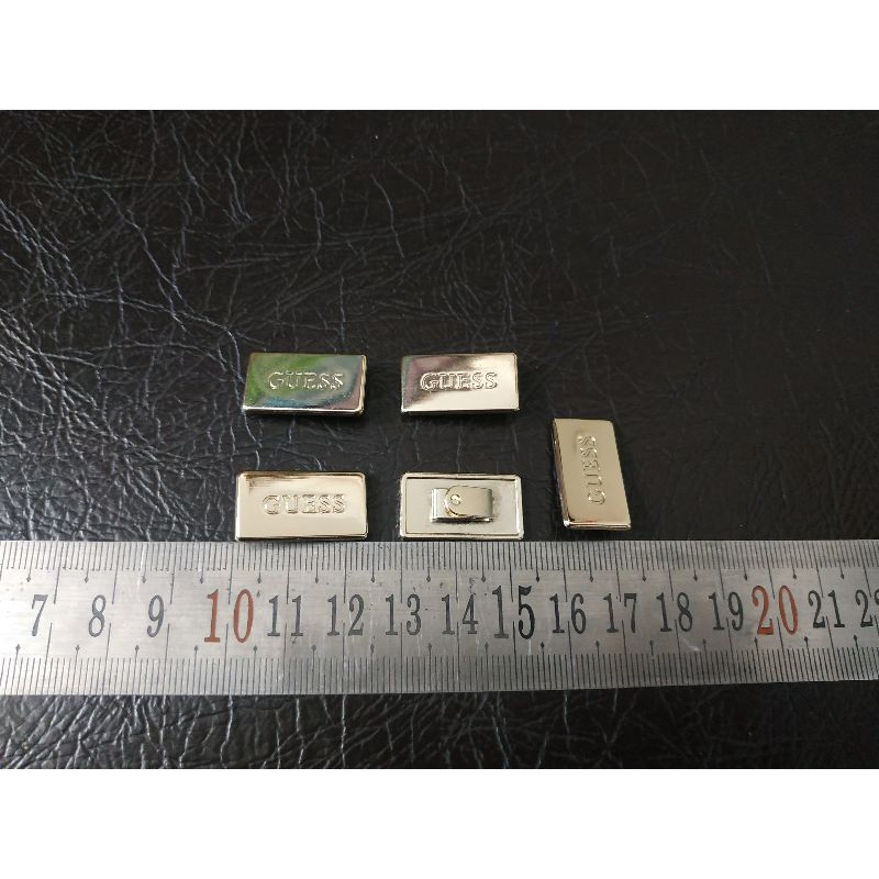 5 cái Mác trang trí túi GUESS 2,2*1,2cm