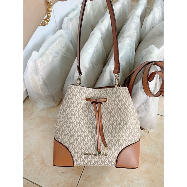 Túi Xách Nữ Dây Rút Size 24cm