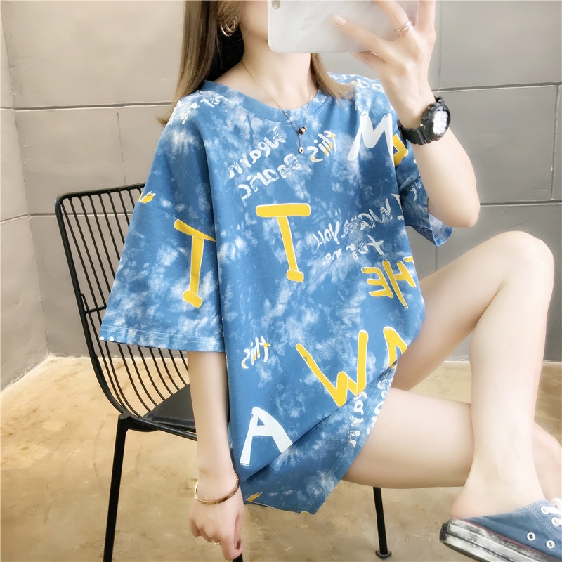 Áo Thun Nữ Ngắn Tay Cổ Tròn In Hình Tờ Báo Thời Trang