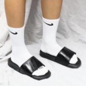 Tẩt Cao Cổ Màu Trắng Nam Nữ cực hot dễ phối đồ với giày sneaker - NT STORE SNEAKER