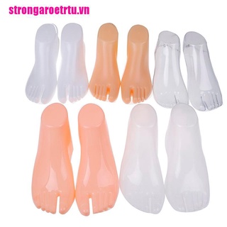 1 đôi giày sandal xỏ ngón thời trang cho nữ