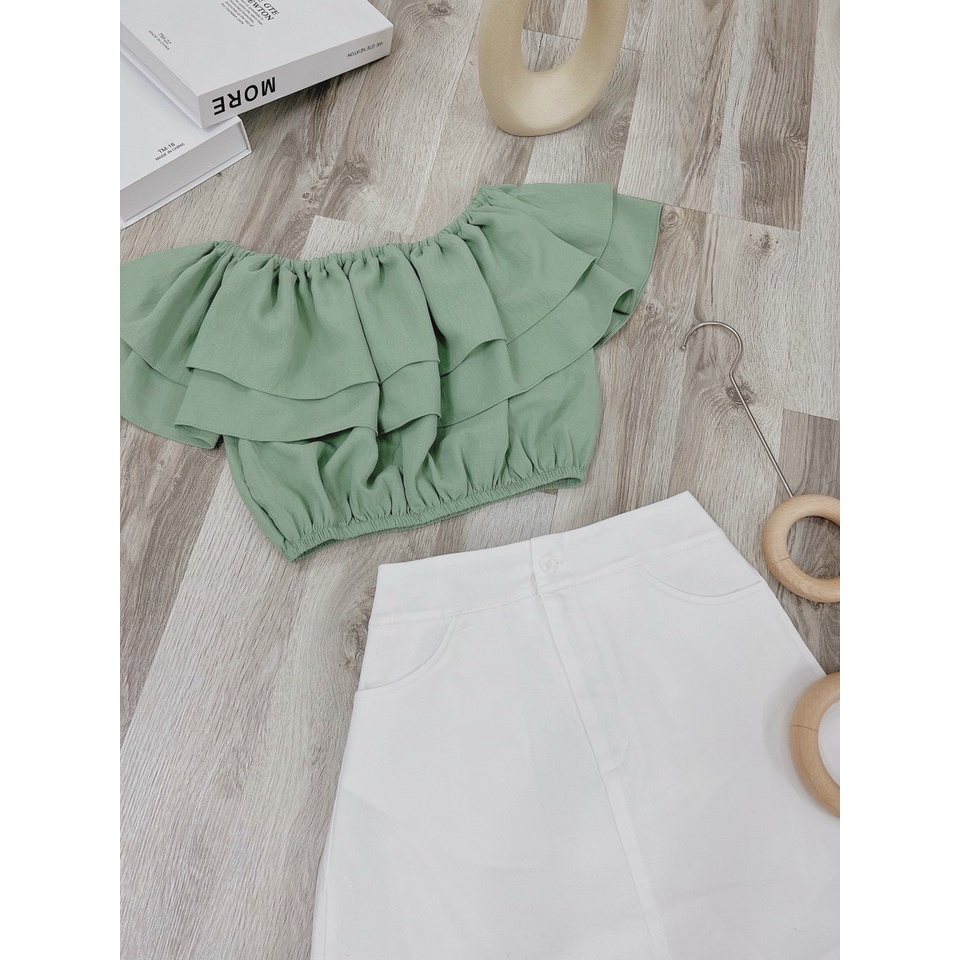 Set áo trễ vai kèm chân váy xinh xắn