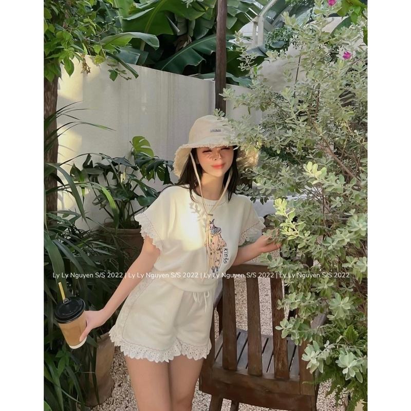 [ 𝐅𝐑𝐄𝐄 𝐒𝐇𝐈𝐏 ] SÉT ÁO CRT MIX QUẦN SOOC VIỀN REN SIÊU XINH VẢI ĐẸP LẮM Ạ