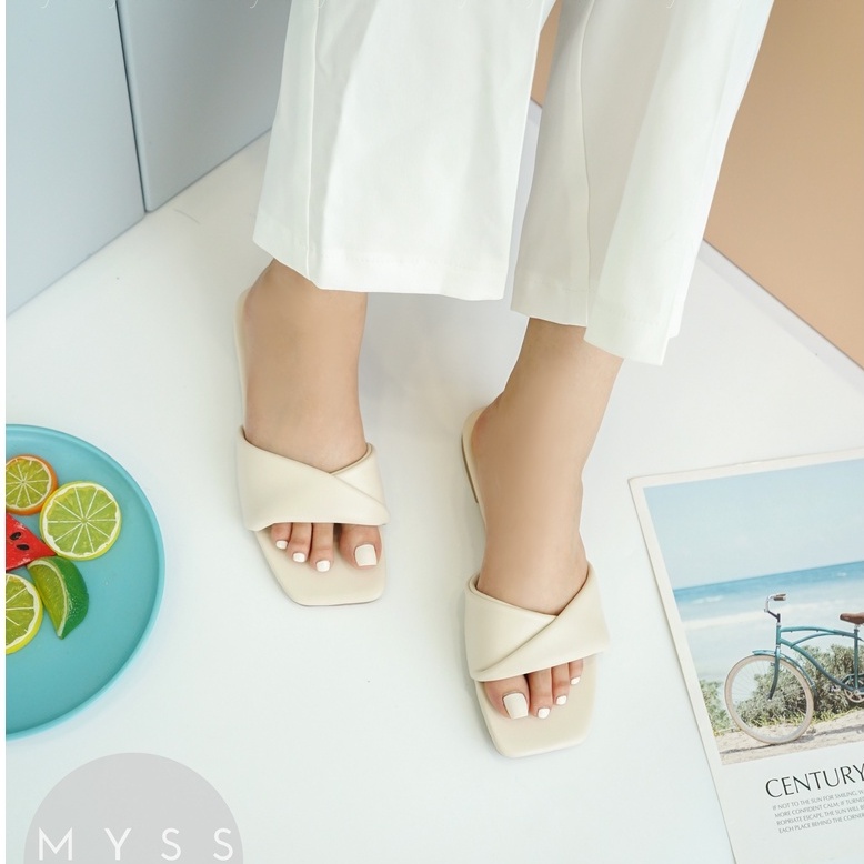 Dép bệt nữ quai ngang đắp chéo thời trang MYSS - DE95
