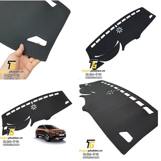 Thảm da Taplo Peugeot 3008, 5008 vân Carbon cao cấp