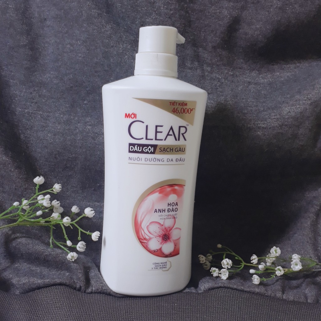 Dầu gội sạch gàu Clear hoa anh đào 630g