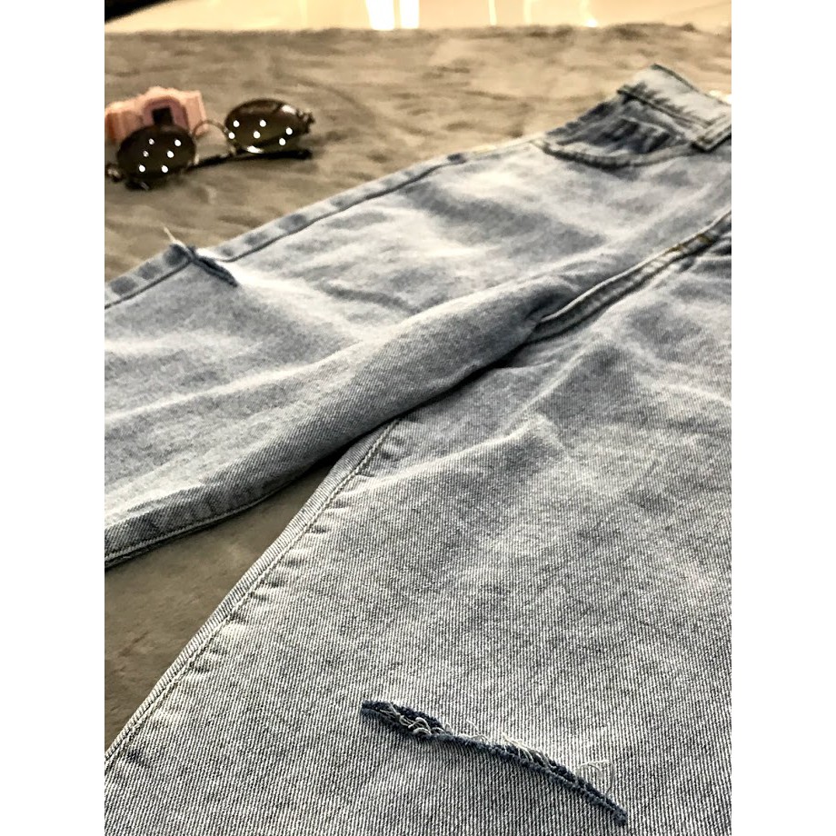 QUẦN JEANS ỐNG SUÔNG XẺ ĐÙI - GIN STORE