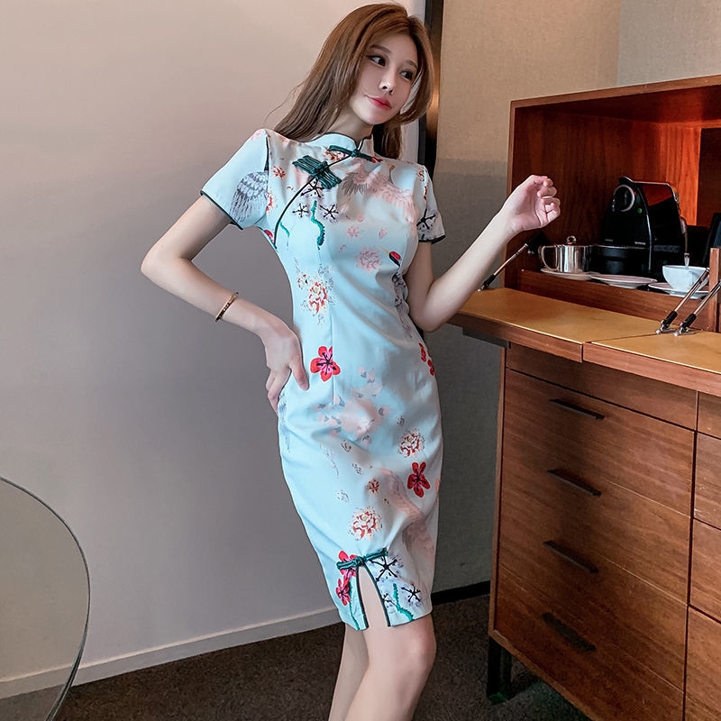 Đầm sườn xám cách tân tay ngắn dáng ôm thời trang cho nữ | BigBuy360 - bigbuy360.vn
