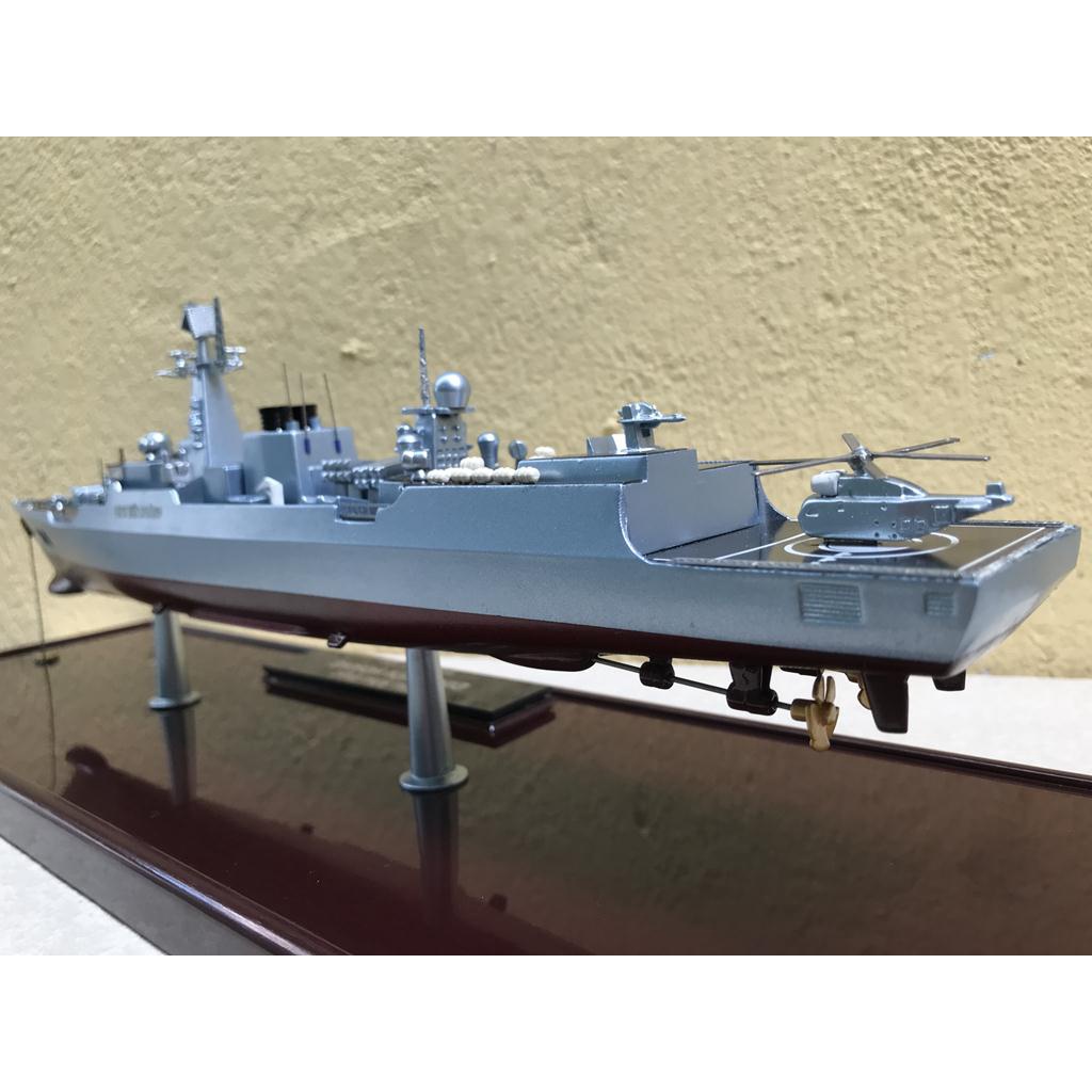 Mô hình Tàu khu trục Đinh Tiên Hoàng 1:400