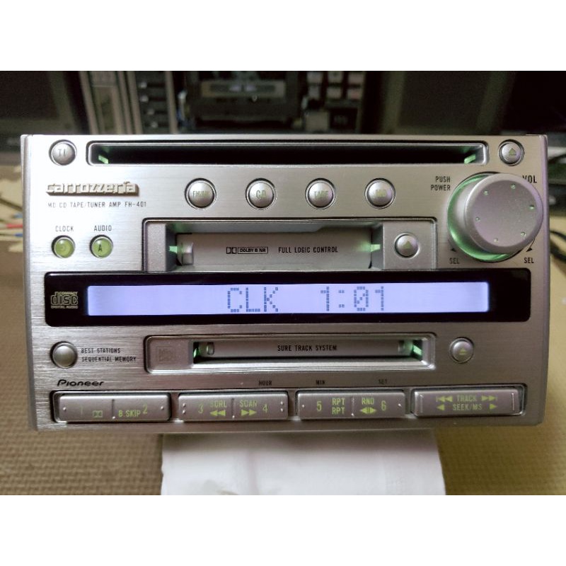 Máy phát nhạc Pioneer carrozerrla CD.MD.TAPE.RADIO FULLOPTION