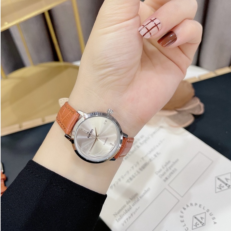 Đồng hồ đôi nam nữ đẹp ,dây da mặt tròn ,hợp thời trang đeo tay thời trang ,hàng chính hãng cao cấp Authentic