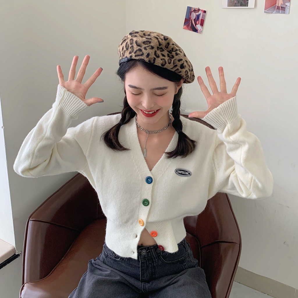 QADCOL Áo cardigan dệt kim tay dài cổ chữ v phối nút ngọt ngào dành cho nữ