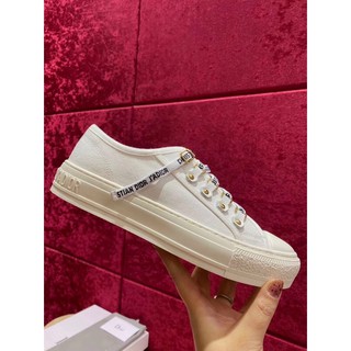 Giày thể thao lẻ sz thanh lý ( hàng bày mẫu tại shop)