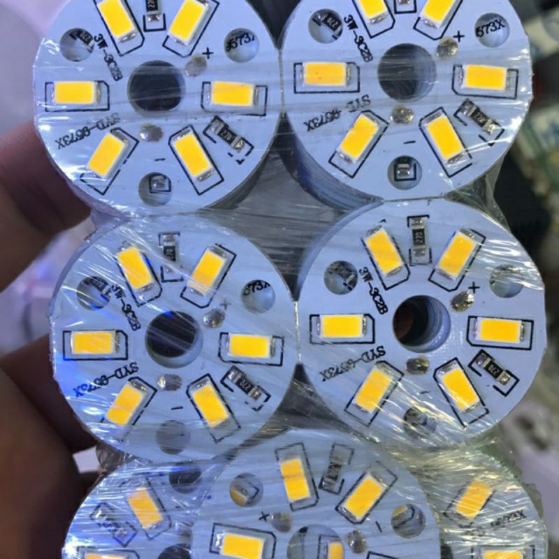 Miếng Led 12v 3w 6 bóng SMD