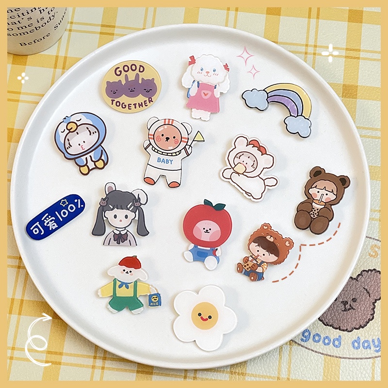 Ghim Cài Áo Bằng Acrylic Hình Bé Gái Hoạt Hình Dễ Thương