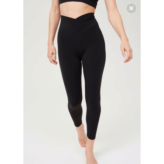 Quần tập legging 7/8 cạp chéo Ae rie, hàng xuất xịn | BigBuy360 - bigbuy360.vn