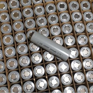 Cell pin 18650 Xám 2000mAh dòng xả cao (20A) chuyên dụng