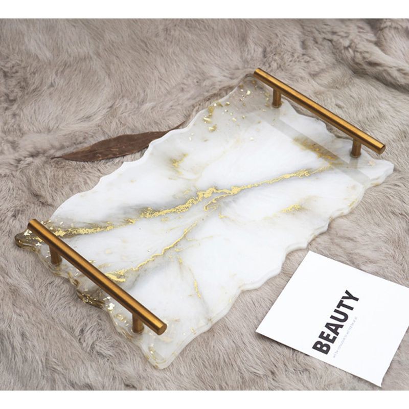 Khuôn nhựa hình chữ nhật dùng để đựng hoa quả