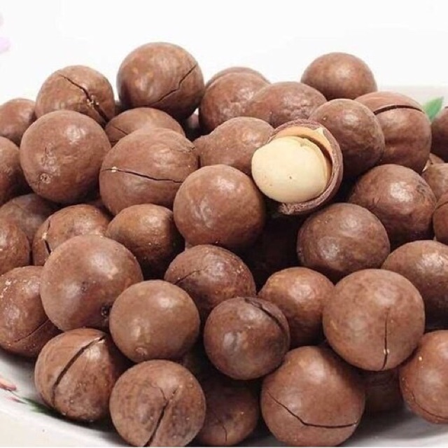 Hạt MacCa úc nứt vỏ 500g [tặng kèm Dụng cụ tách vỏ]