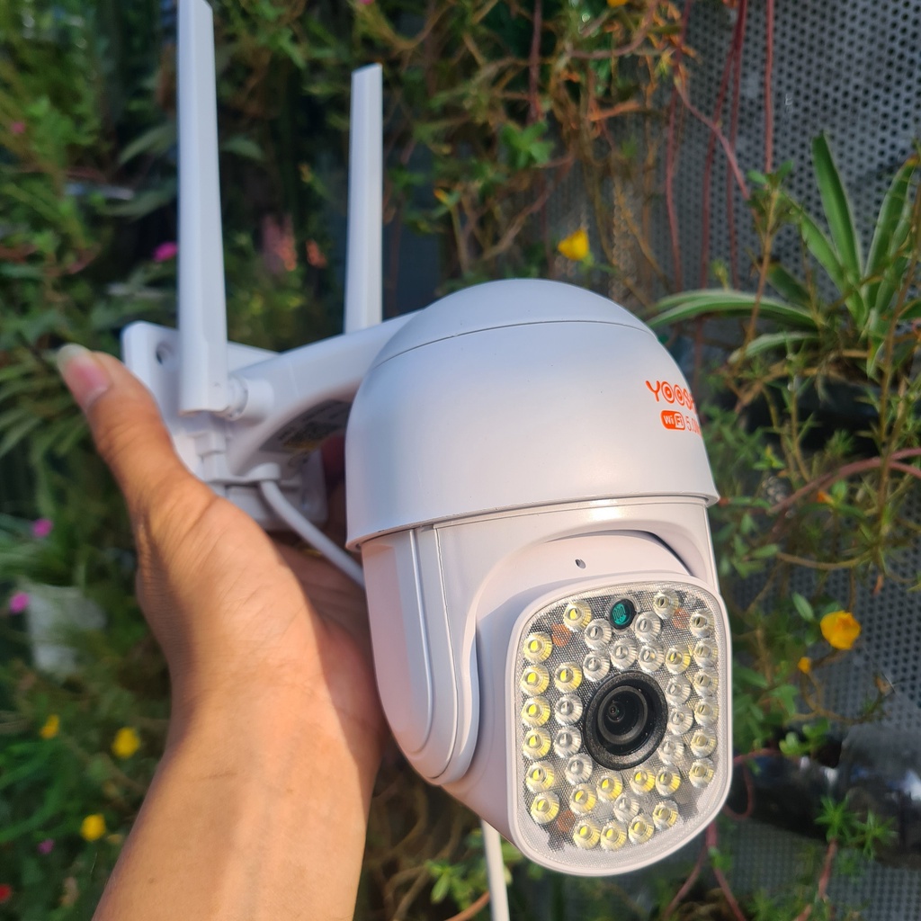 Camera IP wifi ngoài trời PTZ Yoosee INTELLIGENT 2.0MP FullHD 1080P tích hợp 24 LED trợ sáng, 12 LED hồng ngoại (Trắng)