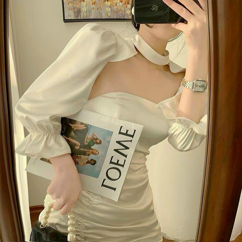 ❤Đầm trắng cut out nhíu thân tay dài