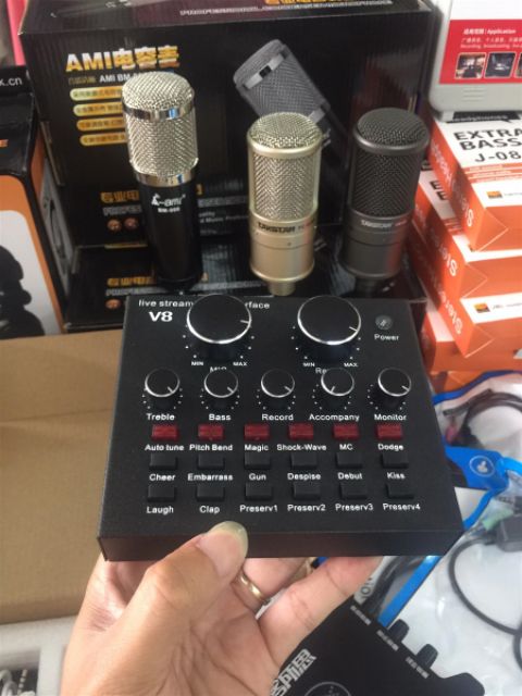 Combo livestream hát karaoke BM900 và sound card V8 Bản tiếng Anh có Autotune