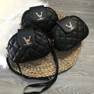 Túi hến LV