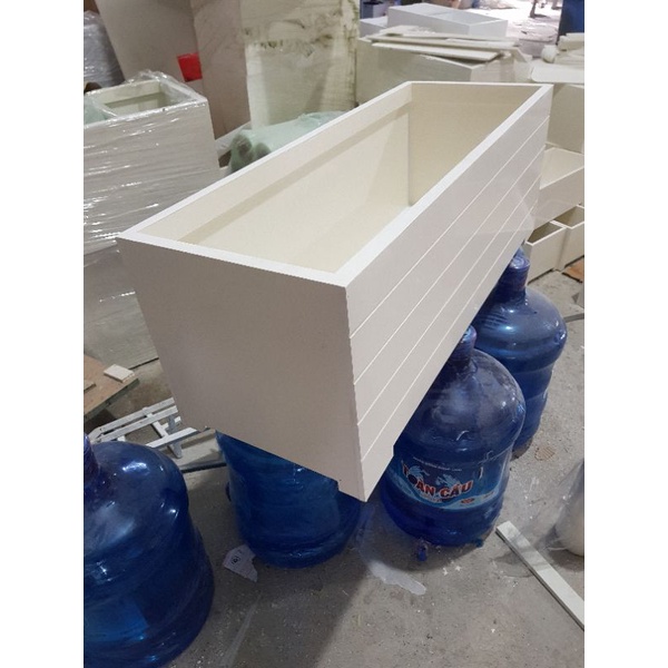 Chậu  80x30x30 composite cao cấp  chân liền màu trắng 0338073163  Lam Kinh Gadren
