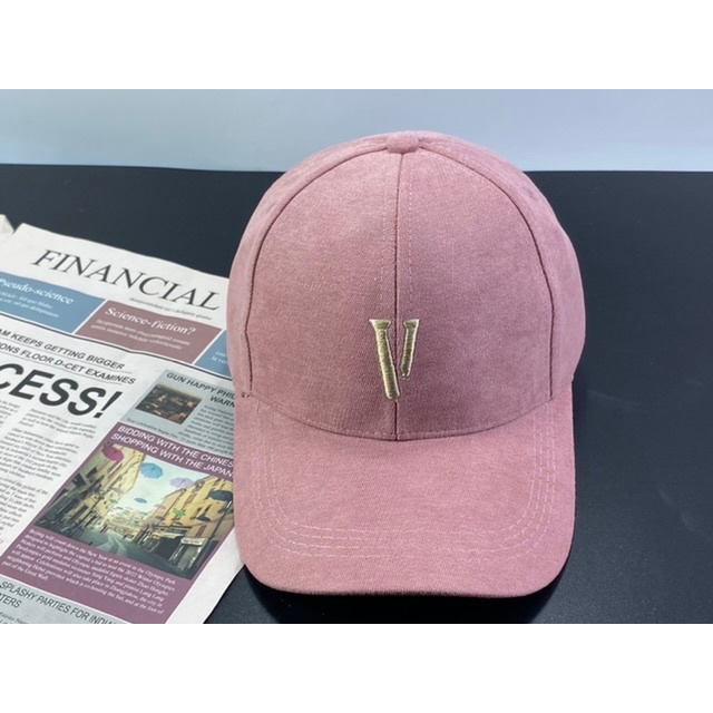 Nón kết lưỡi trai - mũ kết nhung hàn quốc thêu chữ V kem thời trang nam nữ