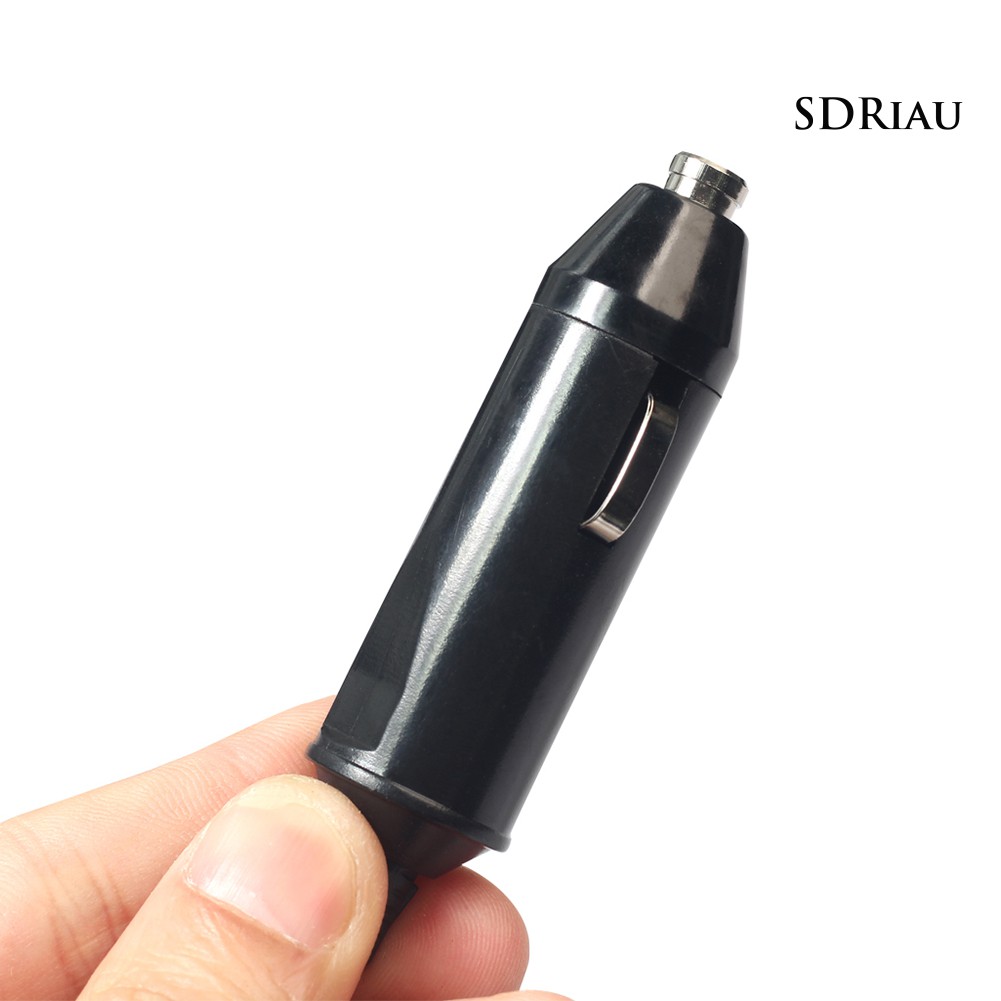 Bộ Chia Nguồn Điện 4 Nhánh Gồm 1 Đầu 3 Cổng Tiện Dụng Cho Xe Hơi