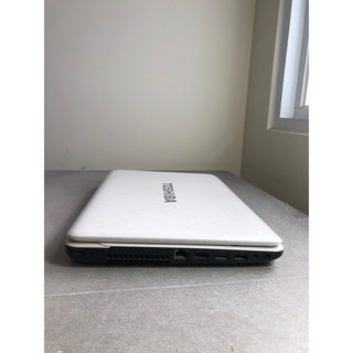 Laptop văn phòng cũ Toshiba satellite L745,i3-2330M 2.20Ghz 2.20Ghz,4GB Ram,320GB HDD,13ich.