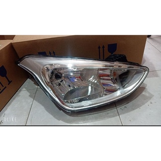 Đèn pha Hyundai i10 (có dù-không dù)