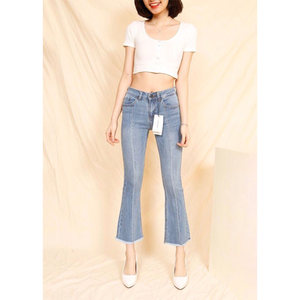 Quần jeans nữ ống loe nhẹ