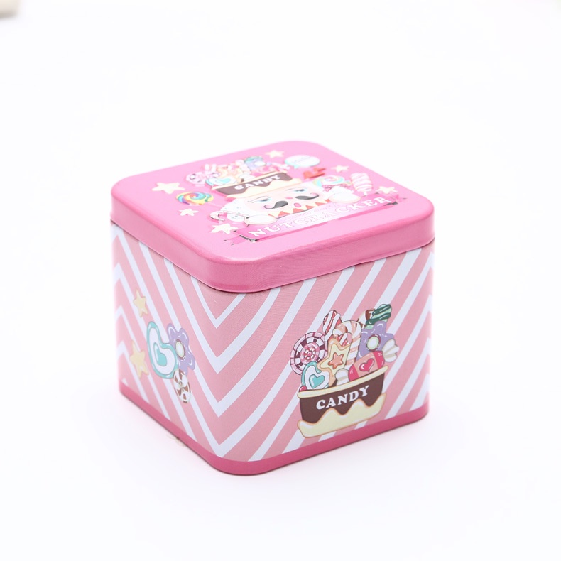 Hộp Thiếc Vuông Dập Nổi Họa Tiết Hoạt Hình Đựng Trang Sức Tiện Dụng