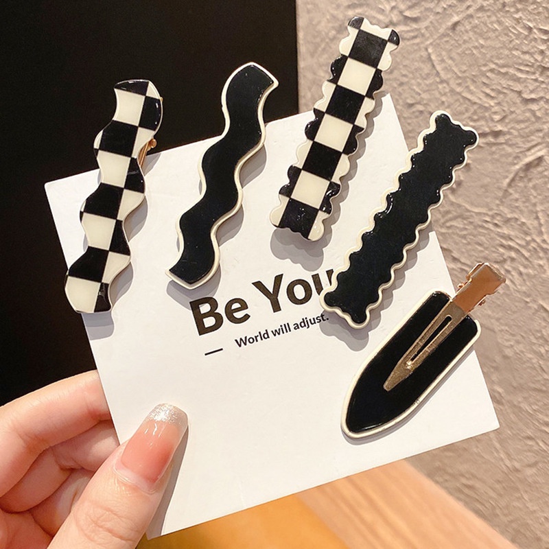 Kẹp Tóc Chất Liệu Acrylic Màu Trắng Đen Phong Cách Retro 2022 Cho Nữ