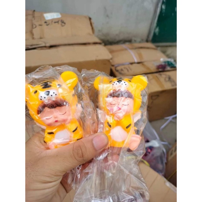 Phụ kiện bánh sinh nhật bánh  em bé hổ dễ thương