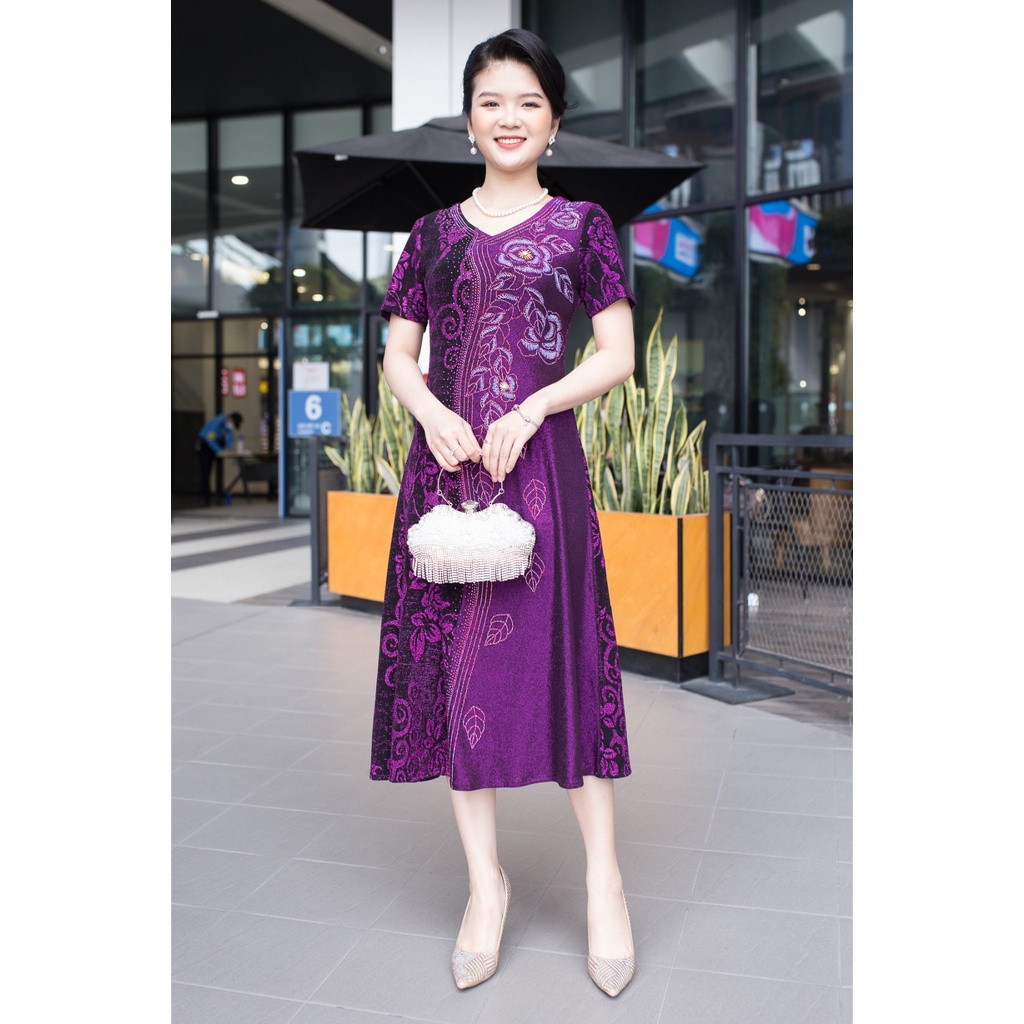 Váy đầm trung niên Ladyshop thời trang nữ đi tiệc sang trọng lấp lánh kết hoa dây cao cấp TK698 | BigBuy360 - bigbuy360.vn