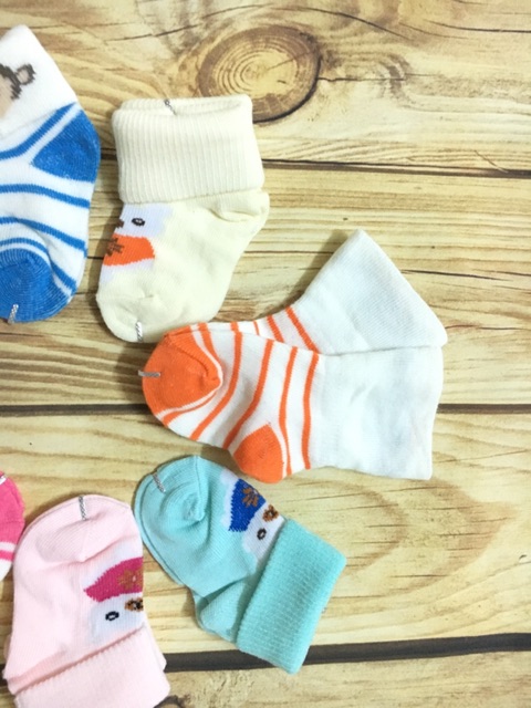 Tất len sơ sinh, vớ cao cổ cho bé (0-6m, chân &lt;9,5cm)