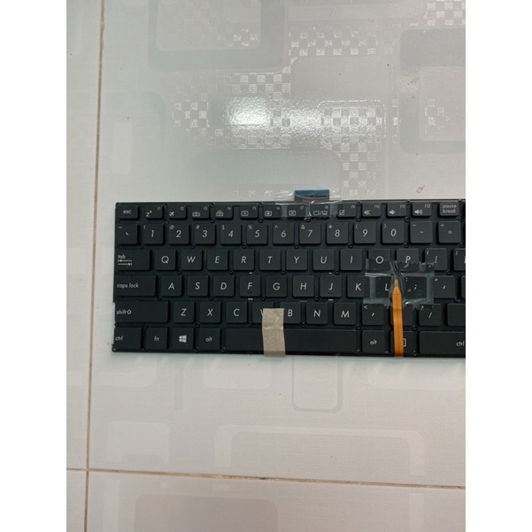 bàn phím chưa test asus k501lx zin có đèn không bảo hành còn đẹp