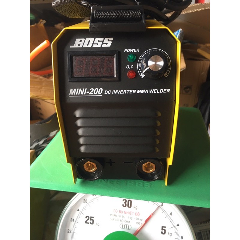 Máy hàn chính hãng boss mini-200 chuyên hàn que từ 2.5 đến 3.2.