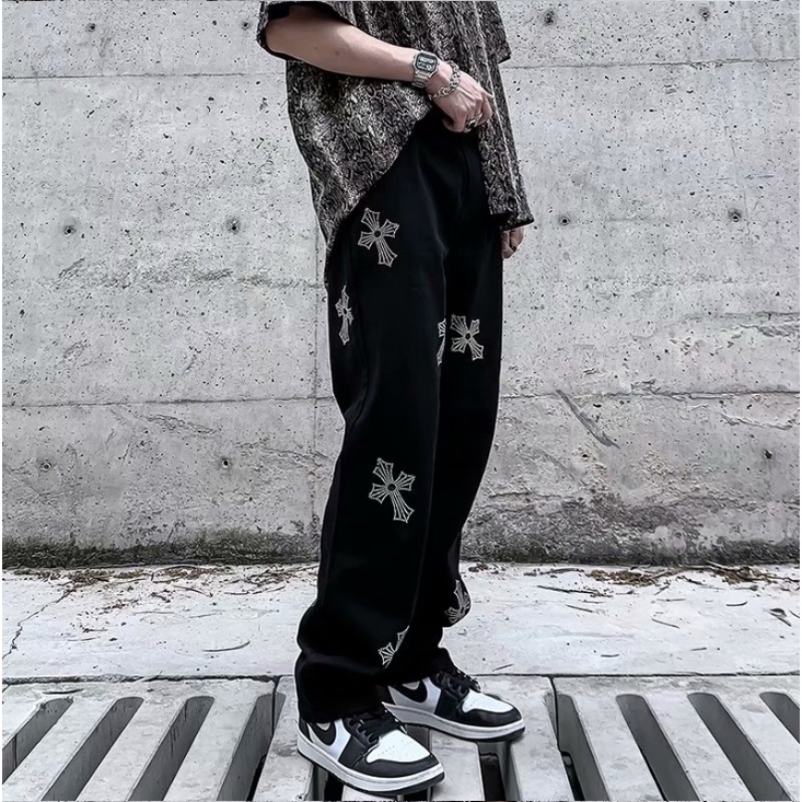 ThờI Trang QuốC HàN ĐẹP Quần Jean Đen Dáng Suông In Chữ Thập Cá Tính Phong Cách Harajuku Cho Nam QuầN VảI ỐNg SuôNg Nam