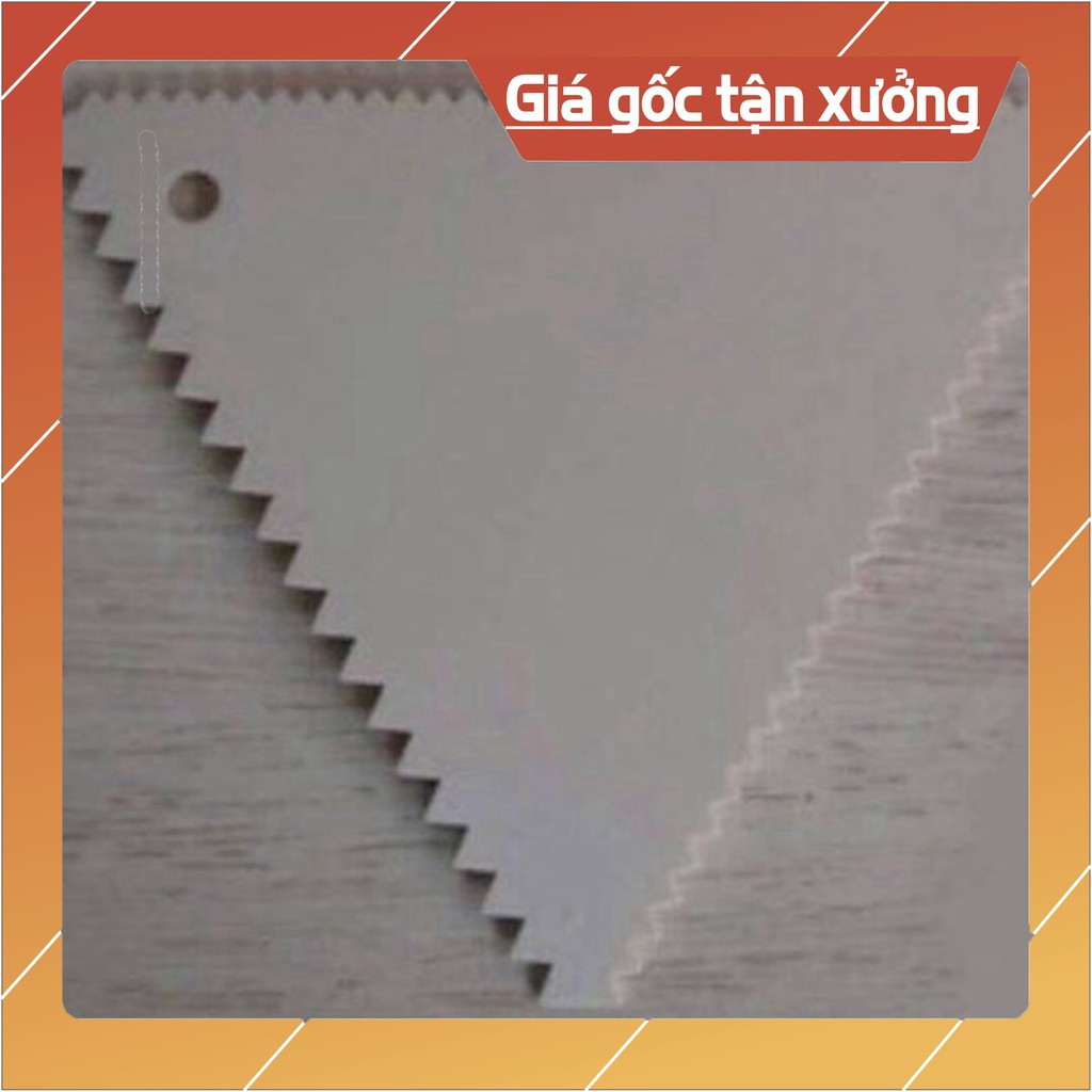 Vét bánh tam giác