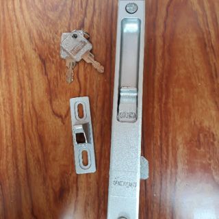 KHÓA CỬA LÙA , KHÓA TAY ÂM