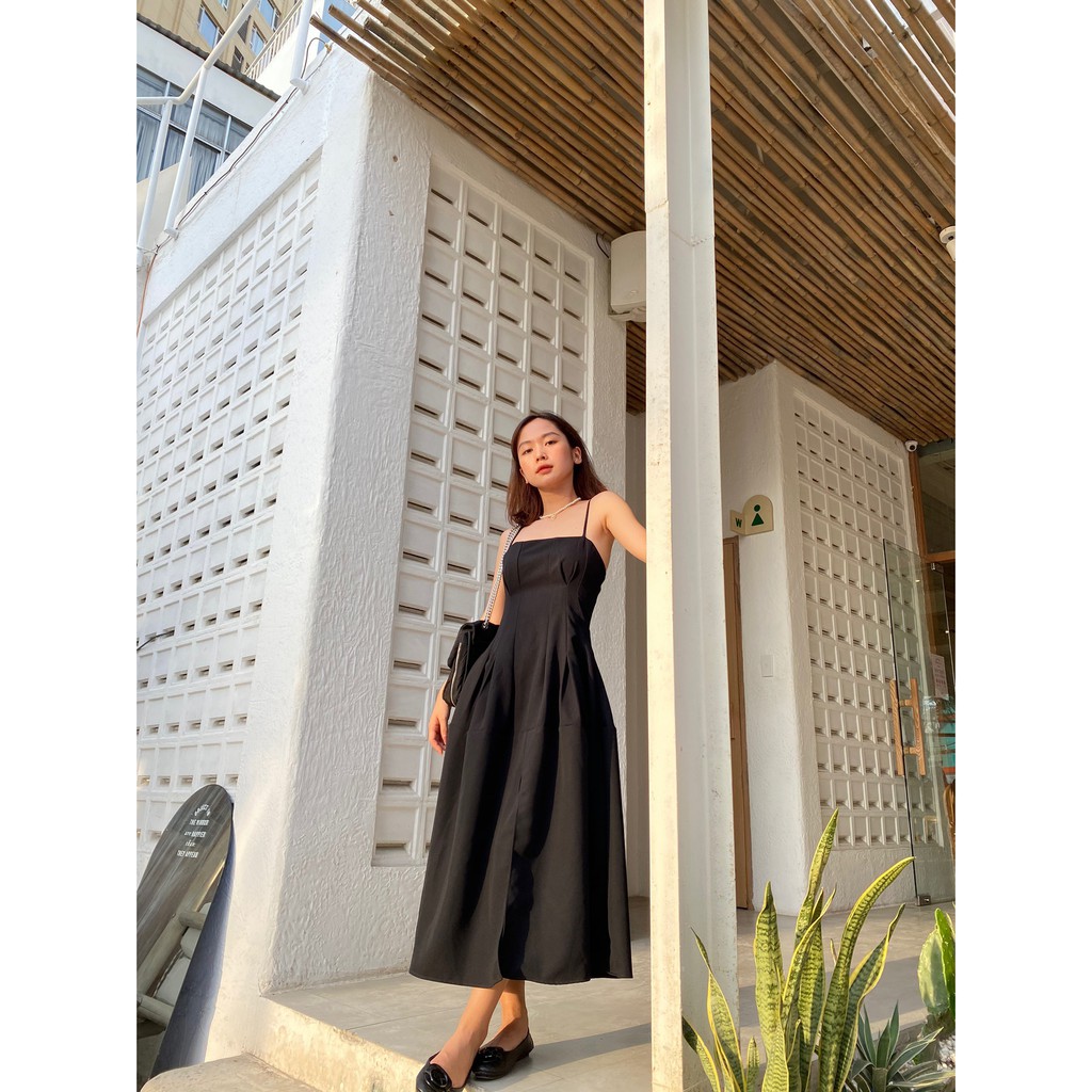 TUBYCATU | Đầm hai dây đen dài xẻ tà | BigBuy360 - bigbuy360.vn