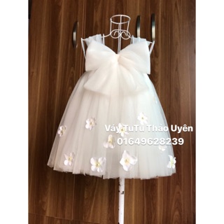 Váy công chúa cho bé màu trắng