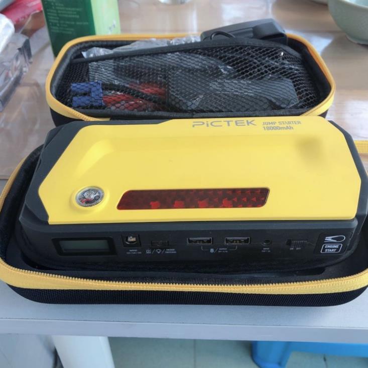 xả lỗ kích đề xe oto 18000mah tích hợp sạc dự phòng