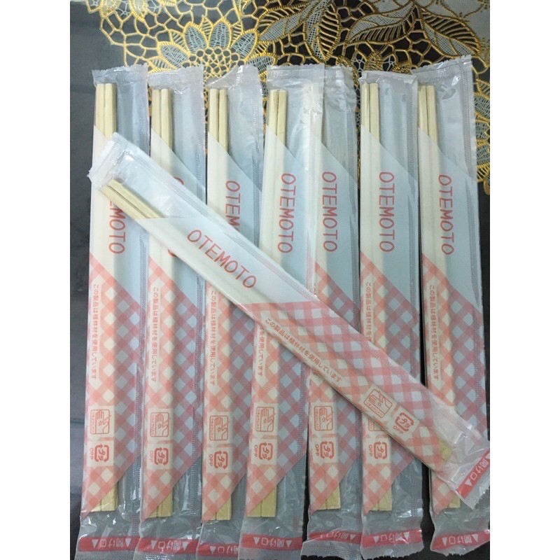 Đũa tre/ Đũa gỗ xuất khâu sử dụng 1 lần (10 đôi/ bịch)